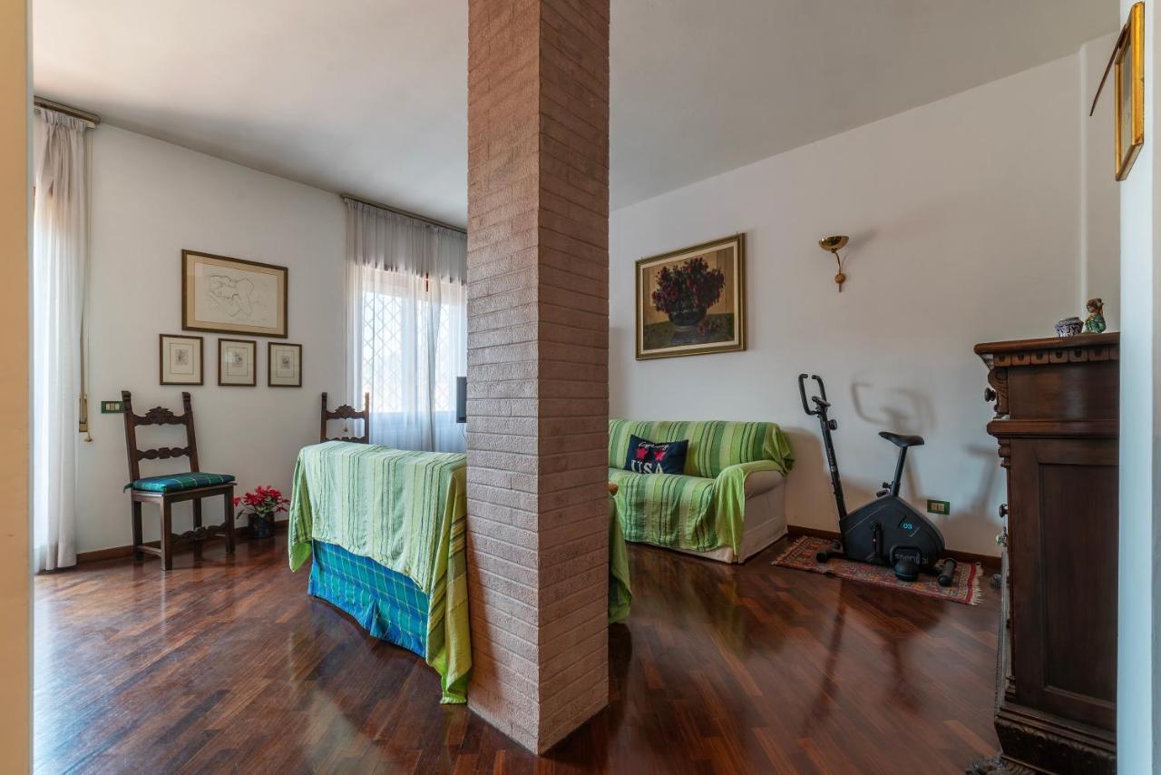Flaminio Apartment Panoramic View With Terrace Rome Bagian luar foto